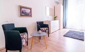 Jevrejska-Central Studio